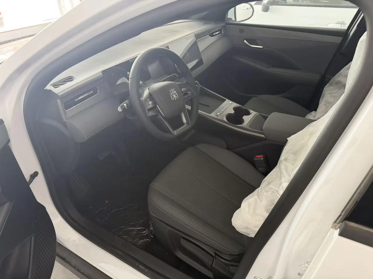 BYD 2026 Qin PLUS DM-i 1.5 CVT 128km Entry-Level Automatic 7
