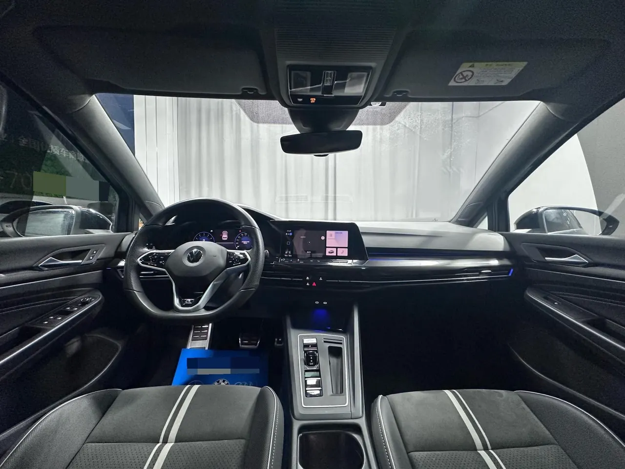 Volkswagen 2021 Golf 8 R-Line 1.4TSI 280TSI Automatic 11