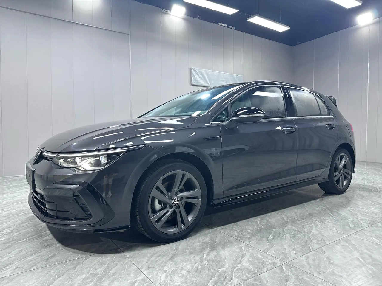 Volkswagen 2021 Golf 8 R-Line 1.4TSI 280TSI Automatic 7