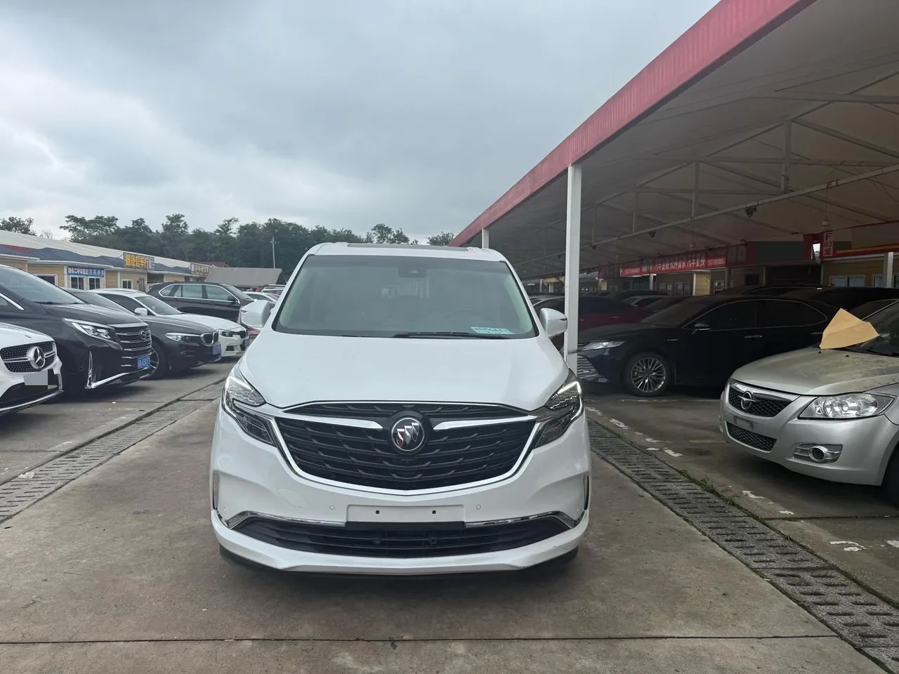 Buick 2022 GL8 ES Lu Zun 48V 2.0T 653T Luxury Automatic Gear 2
