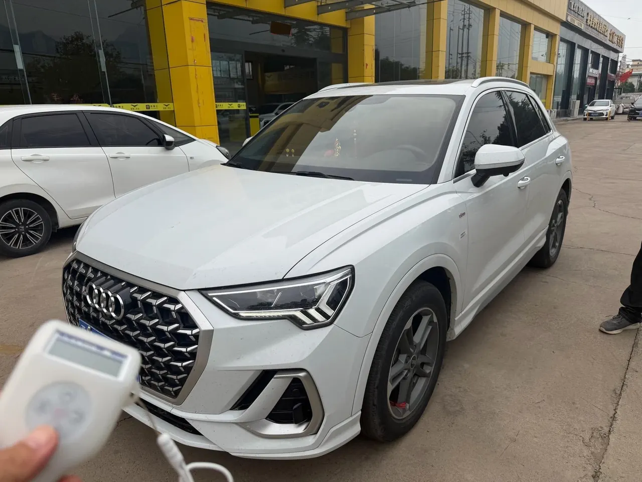 Audi 2024 Q3 1.5TFSI 35TFSI Aggressive Dynamic Automatic - View 1