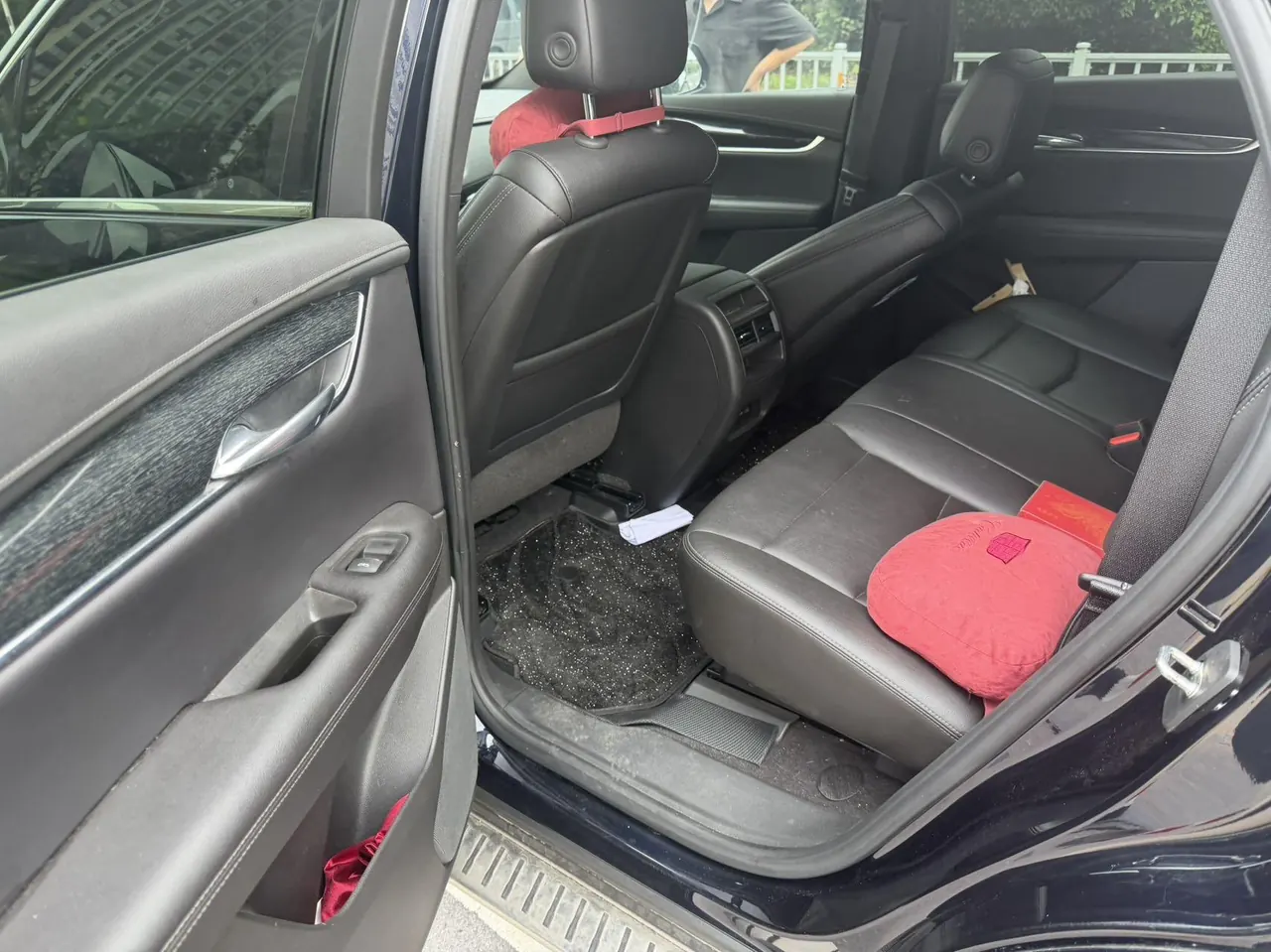 Cadillac 2022 XT5 48V 2.0T Two-Drive Luxury Automatic Gear 4