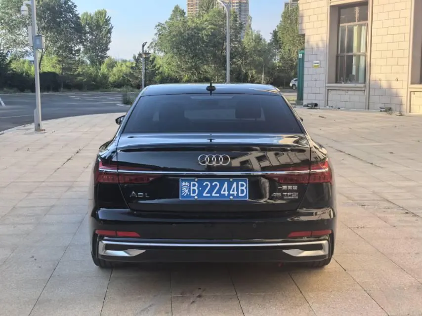 Audi 2025 A6L 2.0TFSI 45TFSI Quattro Selected Dynamic (Modified) Automatic Gear 8