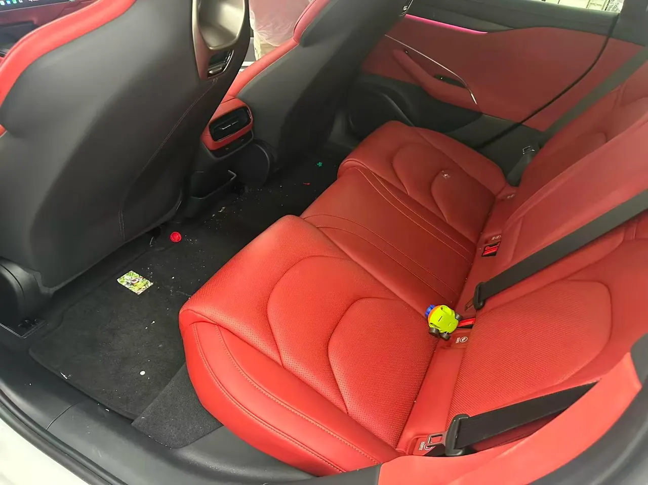 MI 2024 SU 7 700km Rear Drive Long Endurance Smart Driving Edition Automatic Gear 5