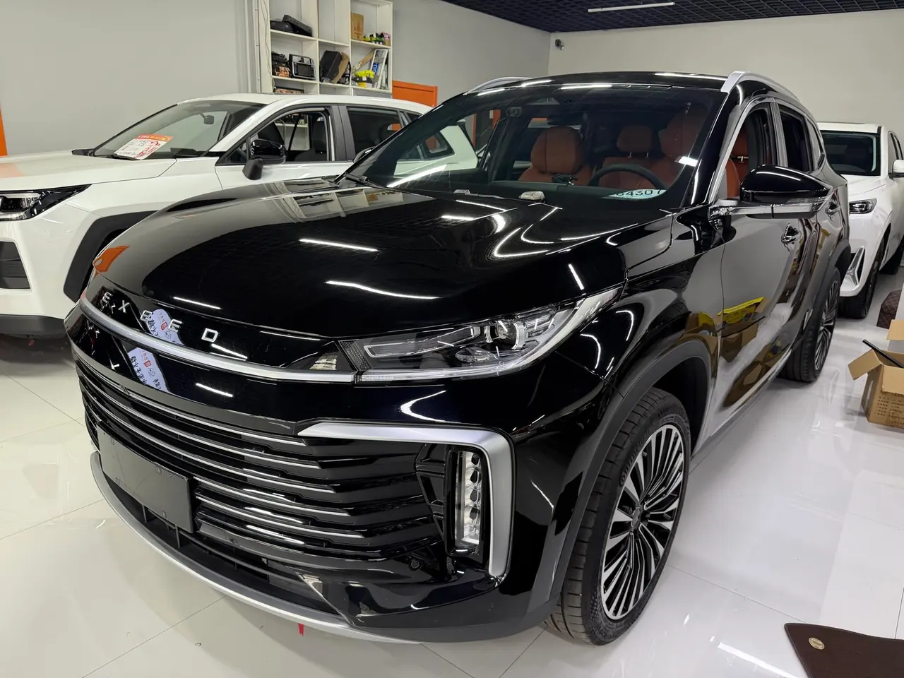Xingtu 2024 Lingyun 2.0T 400T 4-wheel drive Xingzun Edition Automatic Gear 11