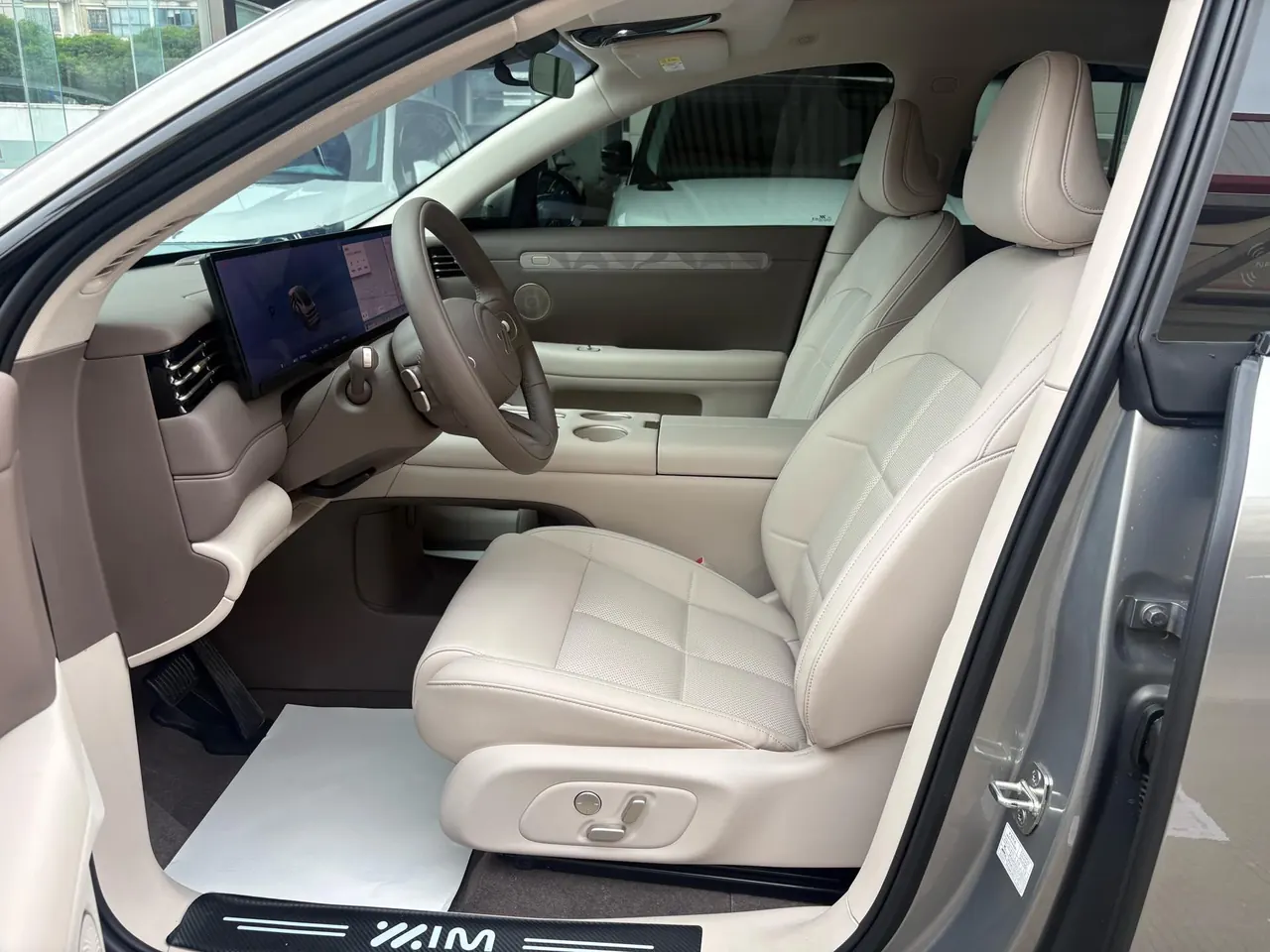 IM 2026 IM LS6 66 Max automatic transmission 11