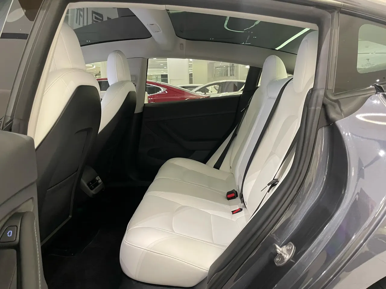 Tesla 2022 Model 3 Performance high-performance all-wheel drive automatic transmission 6