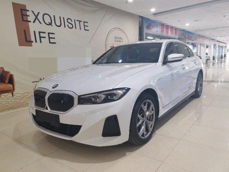 BMW 2022 i3 eDrive 35L automatic gear - View 1