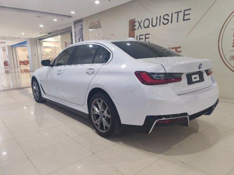 BMW 2022 i3 eDrive 35L automatic gear 7