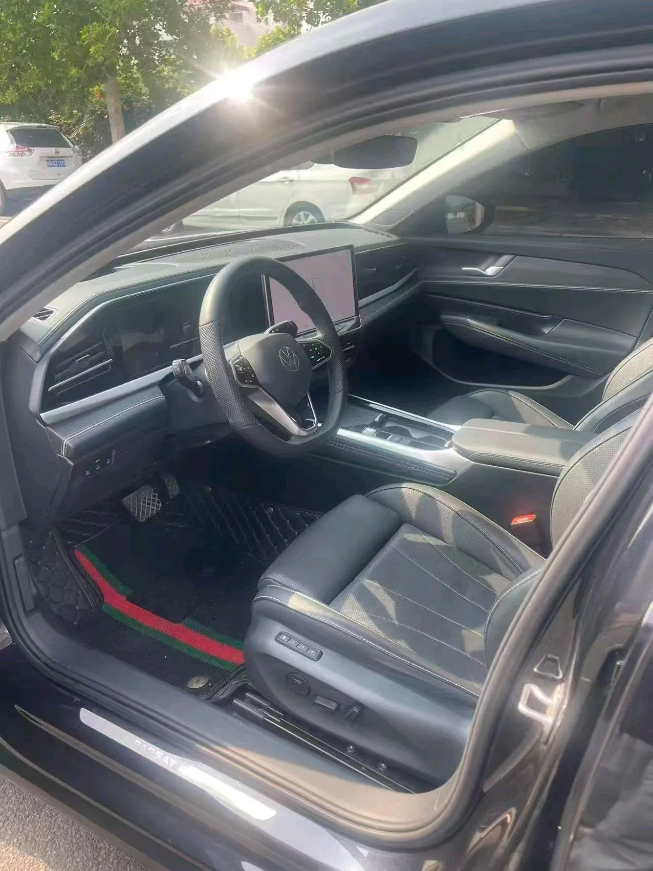 Volkswagen 2025 Passat Pro 2.0TSI 380TSI Star Dragon Edition Automatic Gear 7