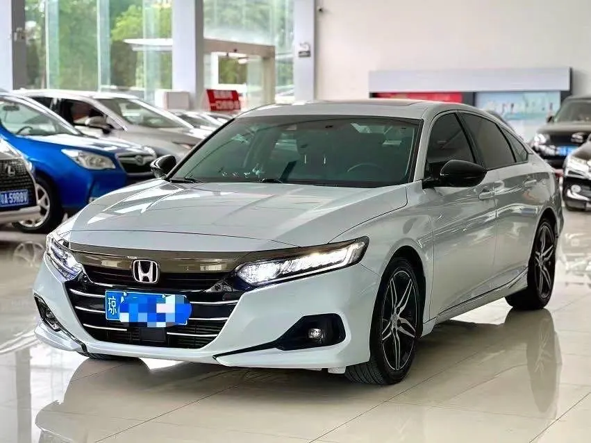 Honda 2022 10th Generation Accord 1.5T Stepless 260TURBO Magic Night Premium Edition Automatic Gear - View 1