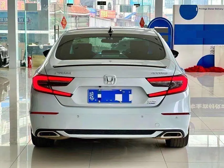 Honda 2022 10th Generation Accord 1.5T Stepless 260TURBO Magic Night Premium Edition Automatic Gear 5