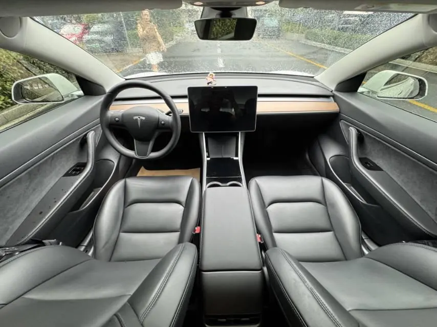 Tesla 2020 Model 3 long endurance rear wheel drive version (modified) automatic gear 4