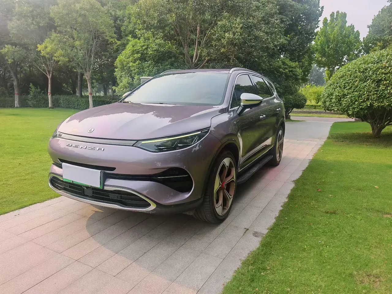 Открыть галерею: Denza 2020 Denza X PHEV 2.0T Ultimate Automatic Gear
