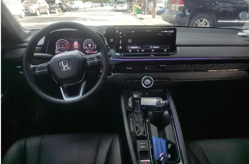 Honda 2023 11th Generation Accord 1.5T Stepless 260TURBO Excellent Automatic Gear 4