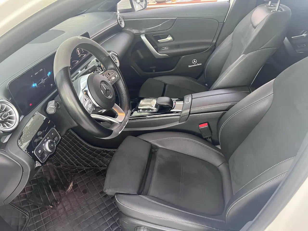 Mercedes Benz Class A 2022 A 200 L 1.3T Dynamic Automatic 6