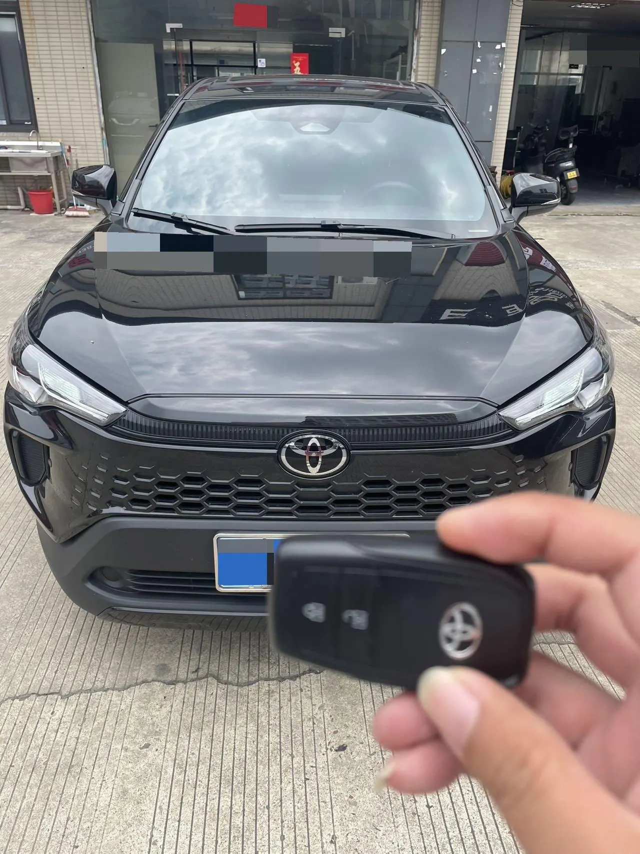 Toyota 2024 Corolla Sharp Double Engine 2.0 Stepless Intelligent Electric Hybrid Elite Automatic Gear - View 1