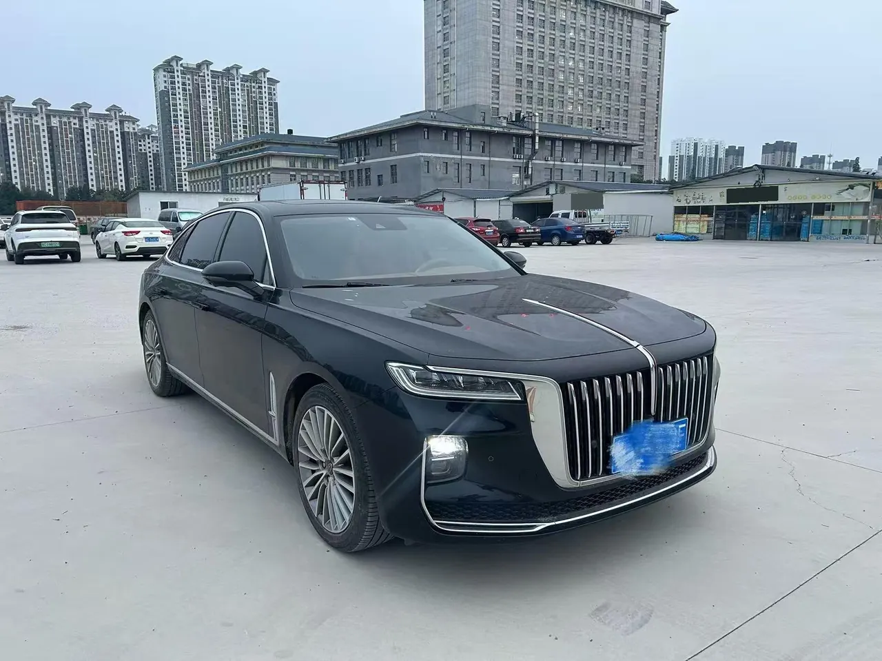 HongQi 2020 H9 48V 2.0T Zhilian Flag Edition Automatic Gear 3