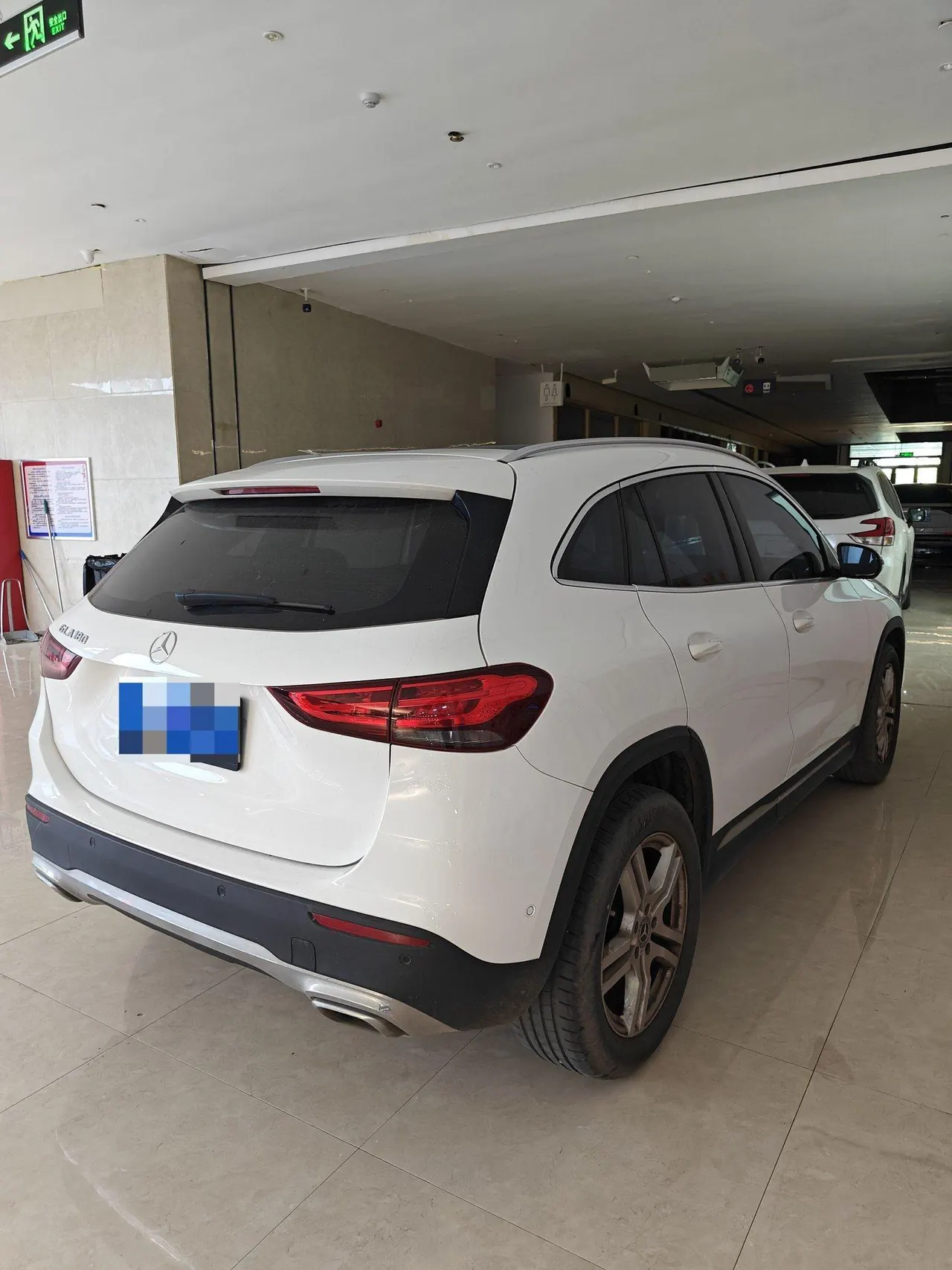 Mercedes Benz 2020 GLA 180 1.3T automatic gear 4