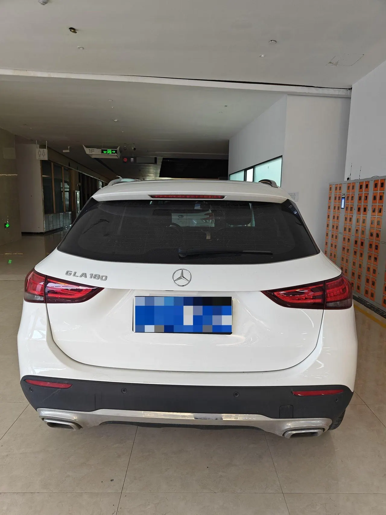 Mercedes Benz 2020 GLA 180 1.3T automatic gear 5