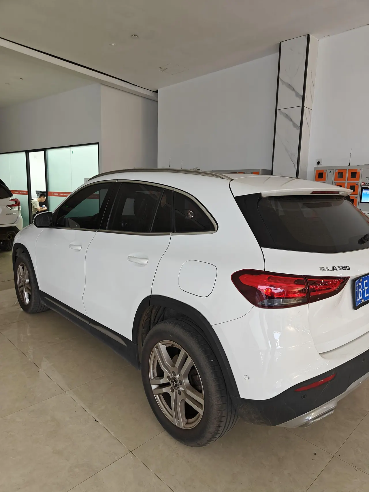 Mercedes Benz 2020 GLA 180 1.3T automatic gear 6