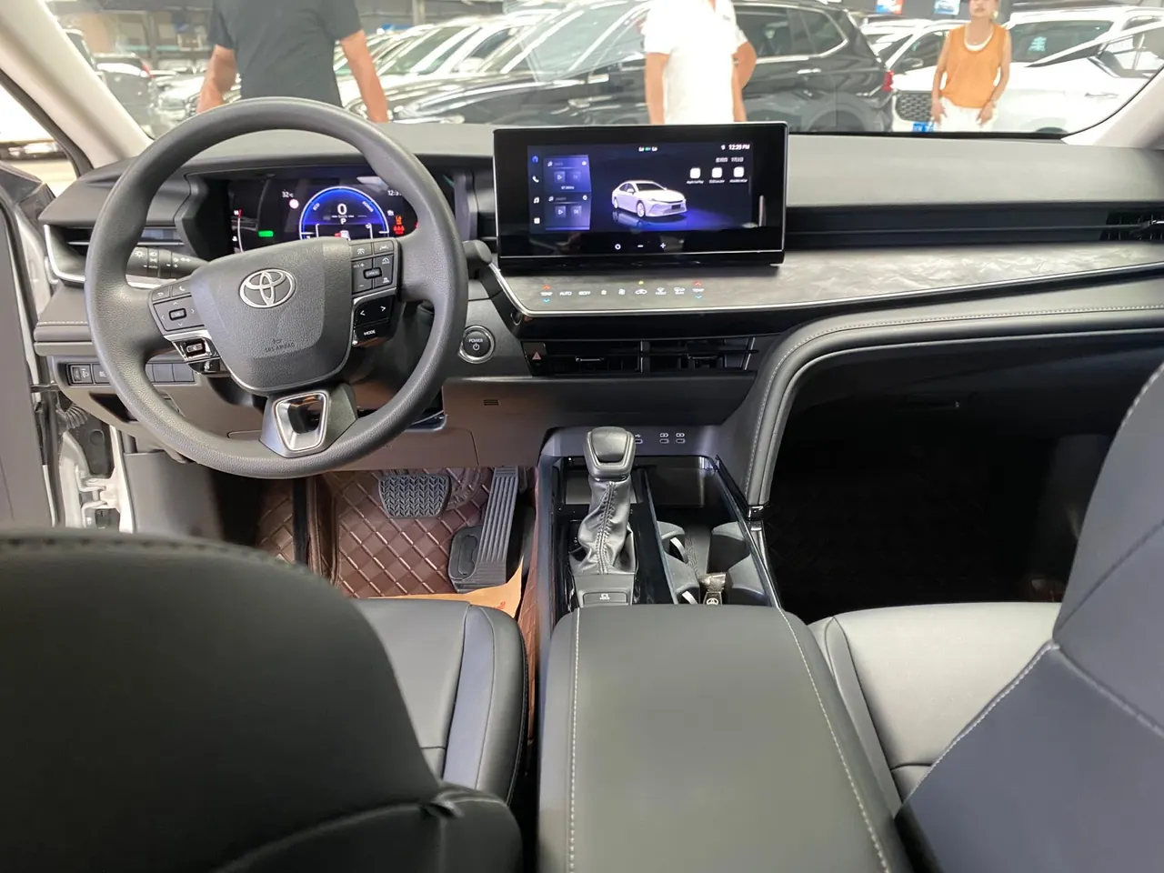 Toyota 2024 Camry Dual Engine 2.0HE Stepless Elite Automatic Gear 8