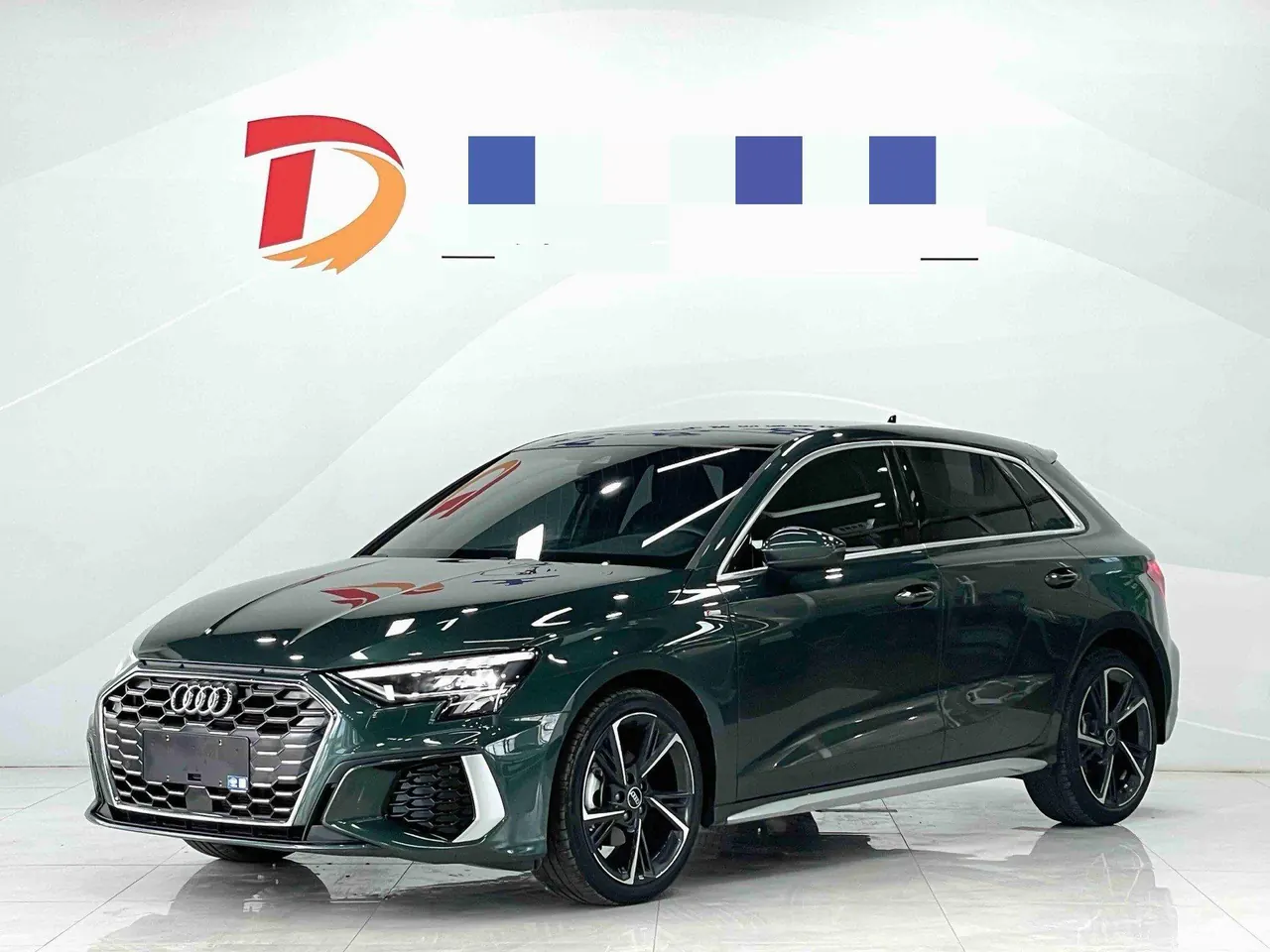 Открыть галерею: Audi 2023 A3 Sportback 1.4TFSI 35TFSI Fashion Sports (Modified) Automatic Gear