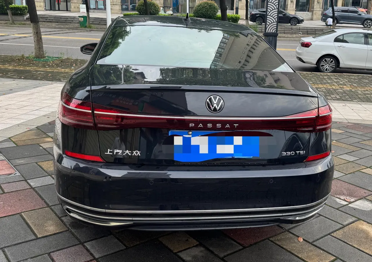 Volkswagen 2024 Passat 2.0TSI 330TSI Elite Edition Automatic 4
