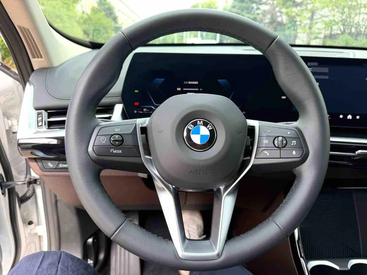 BMW 2023 X1 sDrive20Li 1.5T X Design Package Automatic Transmission 13