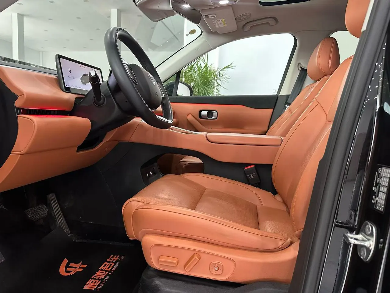 Leapmotor 2026 C 16 280 Laser Radar Zhizun Edition 6-seat Automatic Gear 3