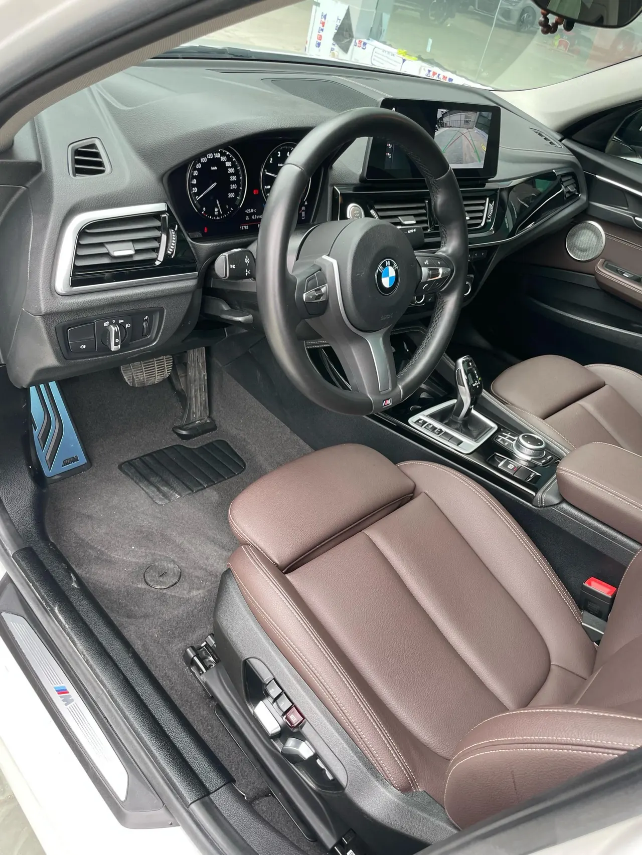 BMW 1 Series 2022 120i 1.5T M Sports Obsidian Night Edition Automatic Gear 7