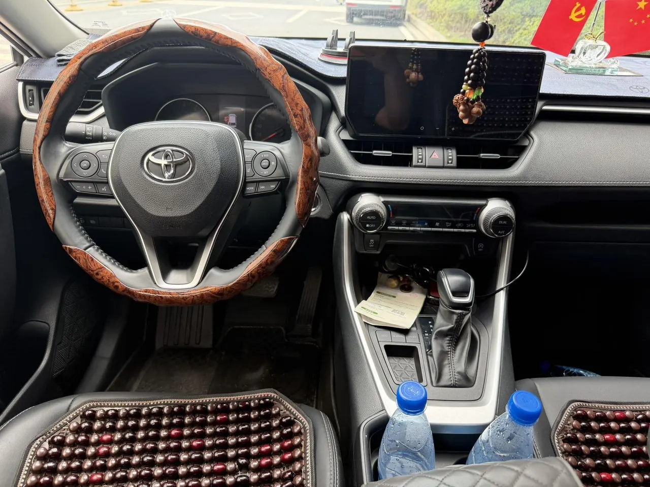 Toyota 2023 Wilanda 2.0 Stepless Two-Drive City Edition Automatic Gear 5