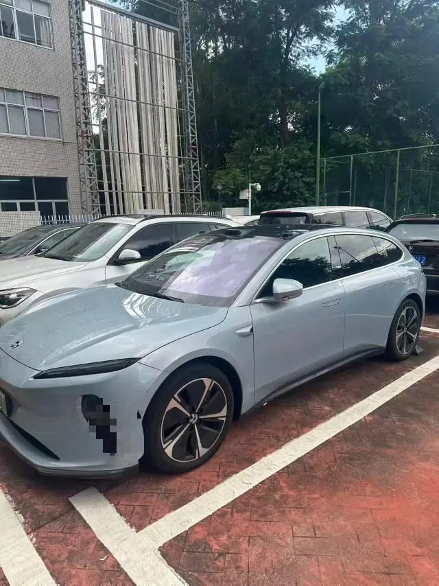 NIO 2024 ET5T 75kWh Touring automatic 3