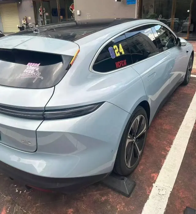 NIO 2024 ET5T 75kWh Touring automatic 5