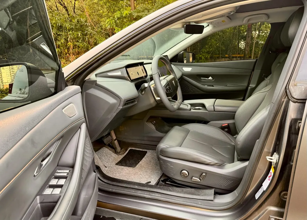 ChangAn Deepal 2022 SL03 1.5 1200 Range-extended Automatic Gear 4