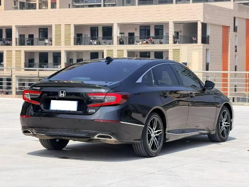 Honda 2022 10th Generation Accord 1.5T Stepless 260TURBO Magic Night Premium Edition Automatic Gear 9