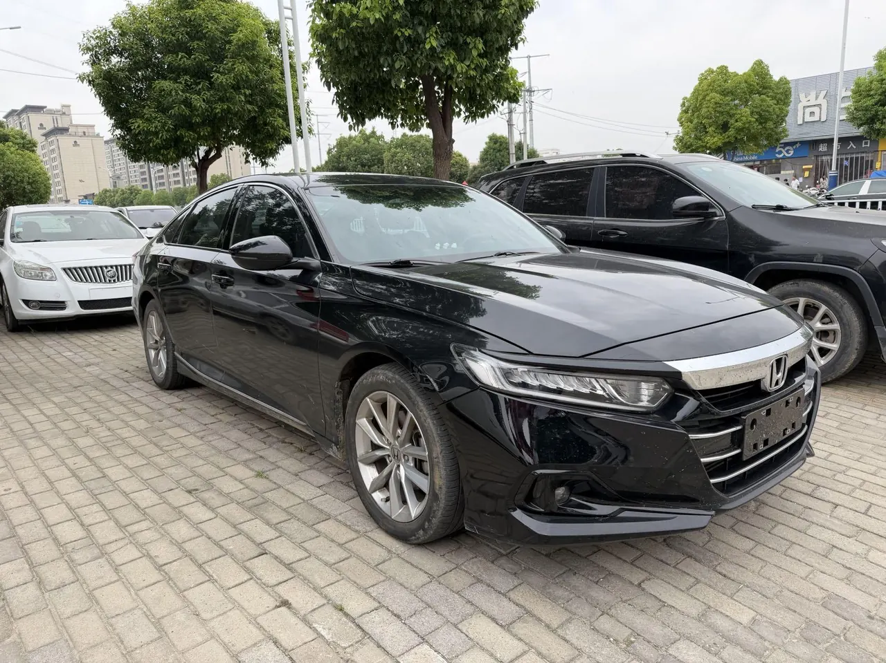 Honda 2022 10th Generation Accord 1.5T Stepless 260TURBO Deluxe Automatic Gear 3