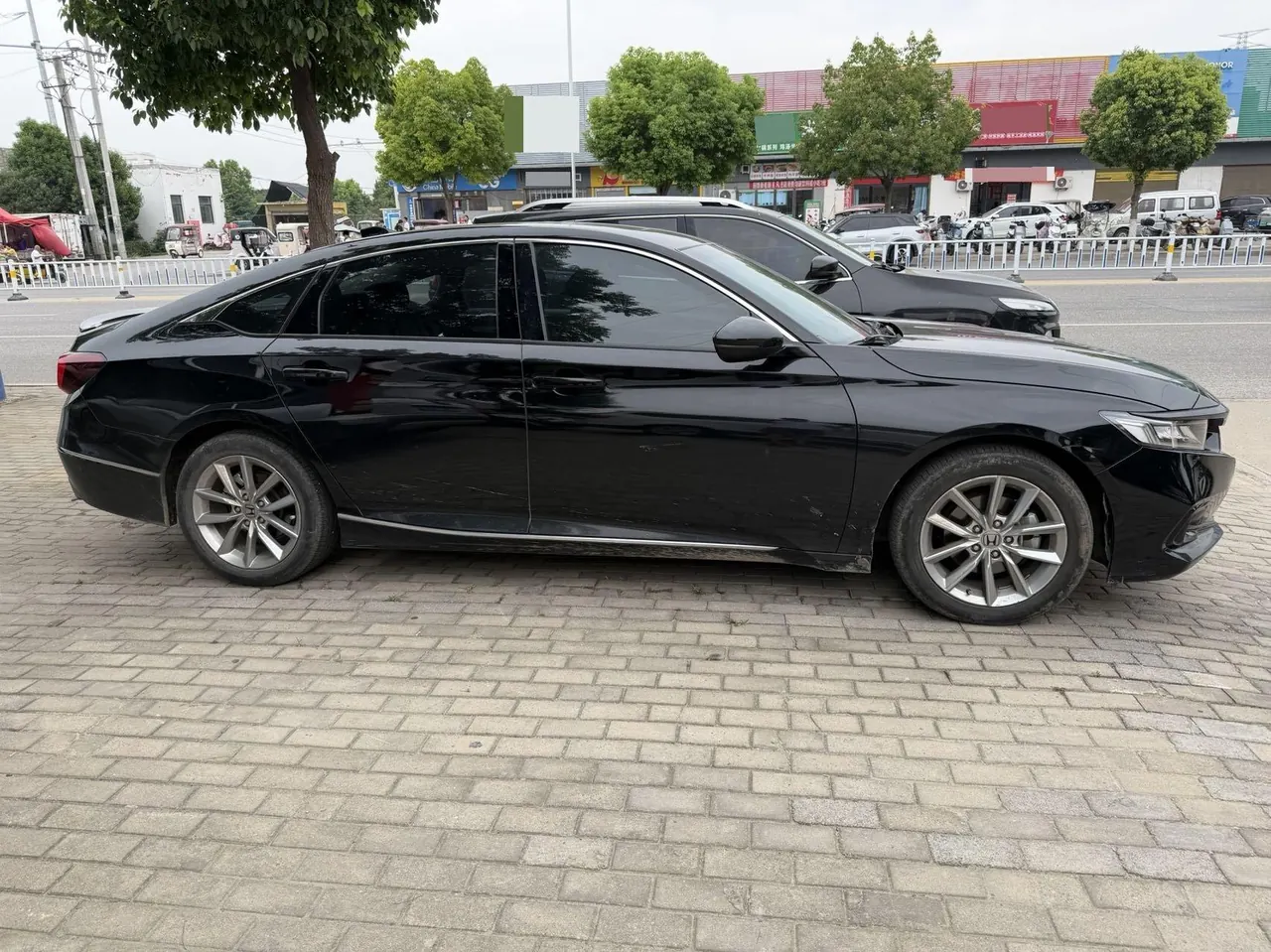 Honda 2022 10th Generation Accord 1.5T Stepless 260TURBO Deluxe Automatic Gear 4