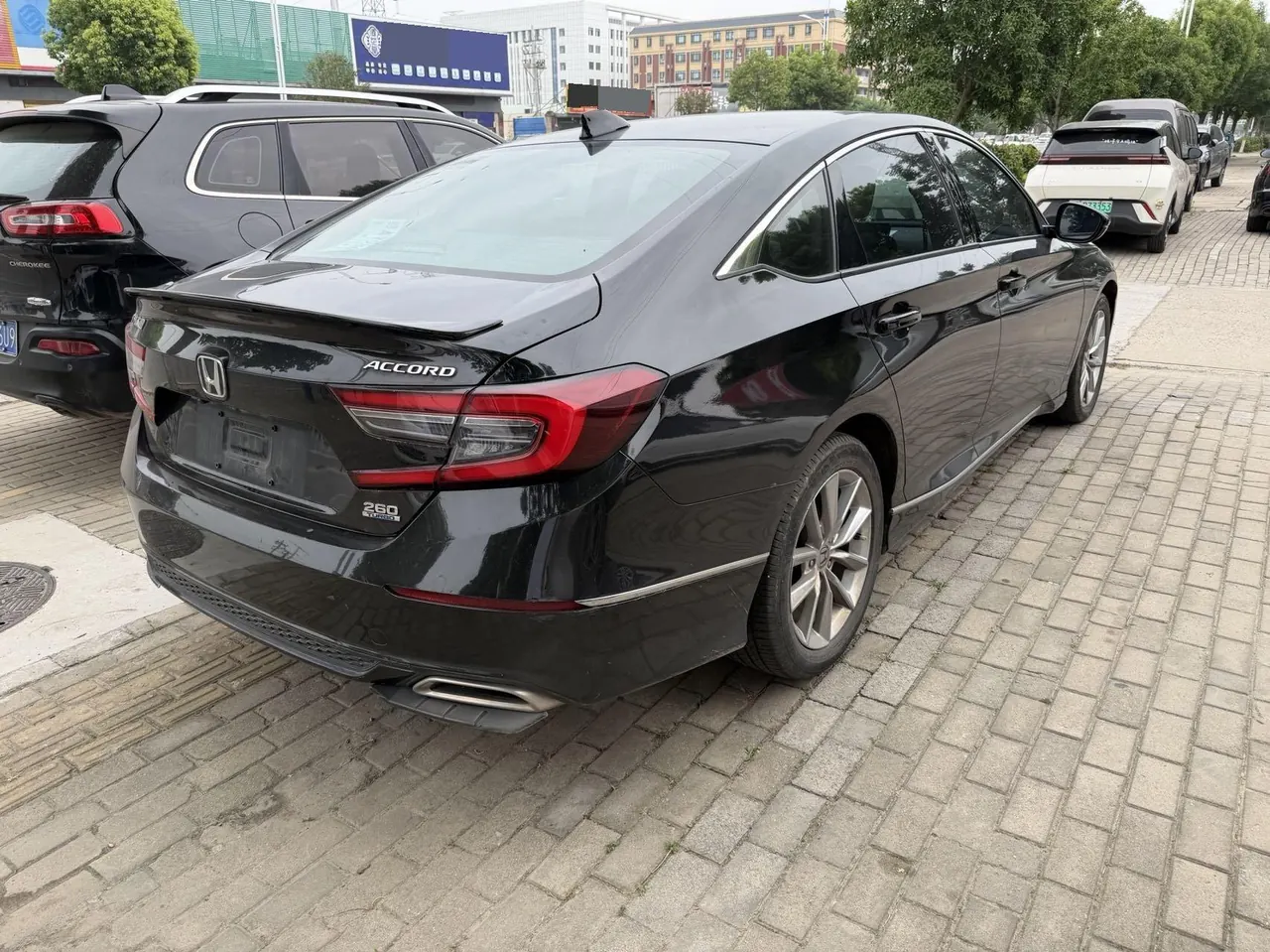 Honda 2022 10th Generation Accord 1.5T Stepless 260TURBO Deluxe Automatic Gear 5