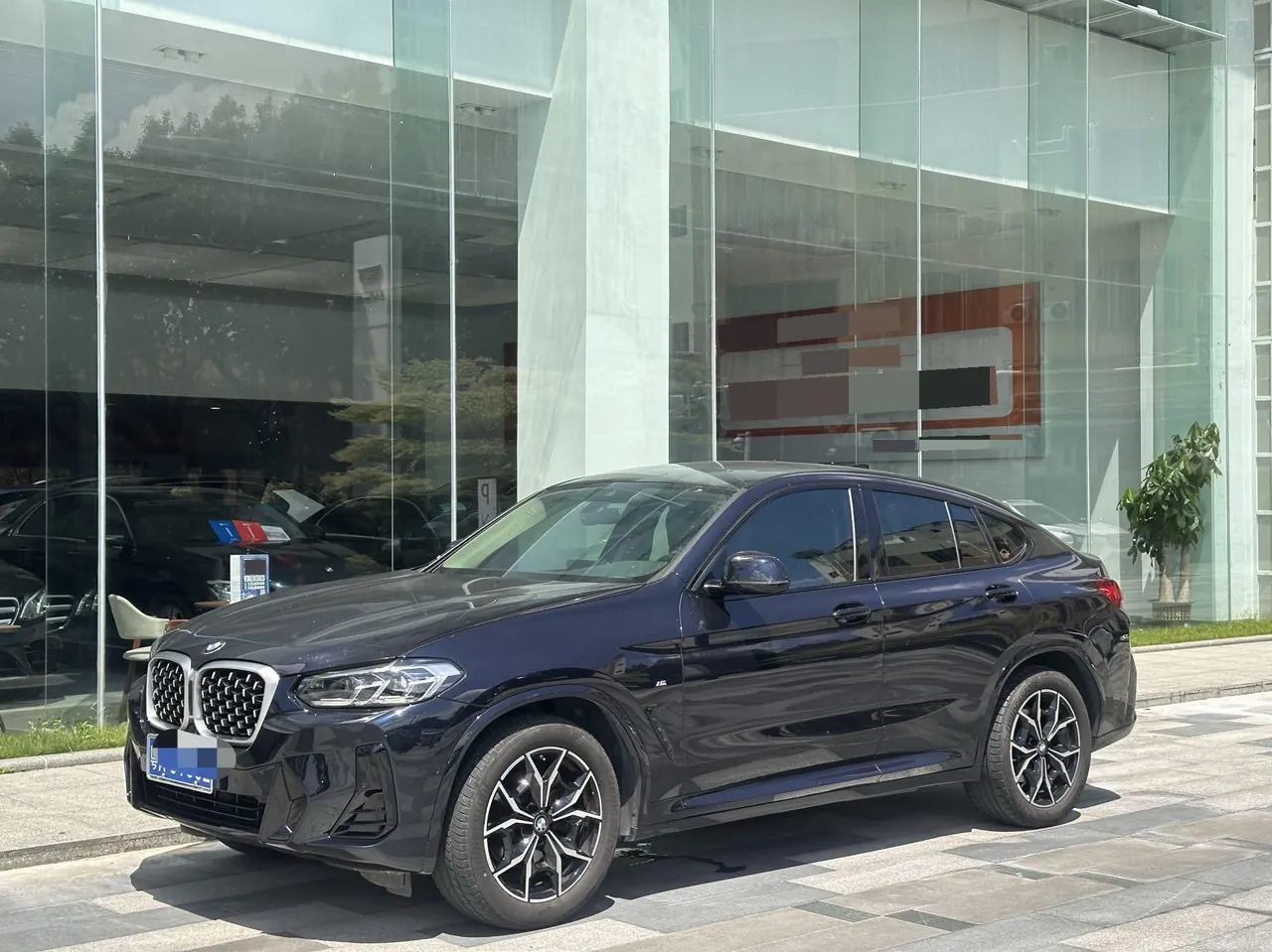 BMW X4 (Imported) 2022 X4 xDrive25i 2.0T M Sports Suit Automatic Gear - View 1