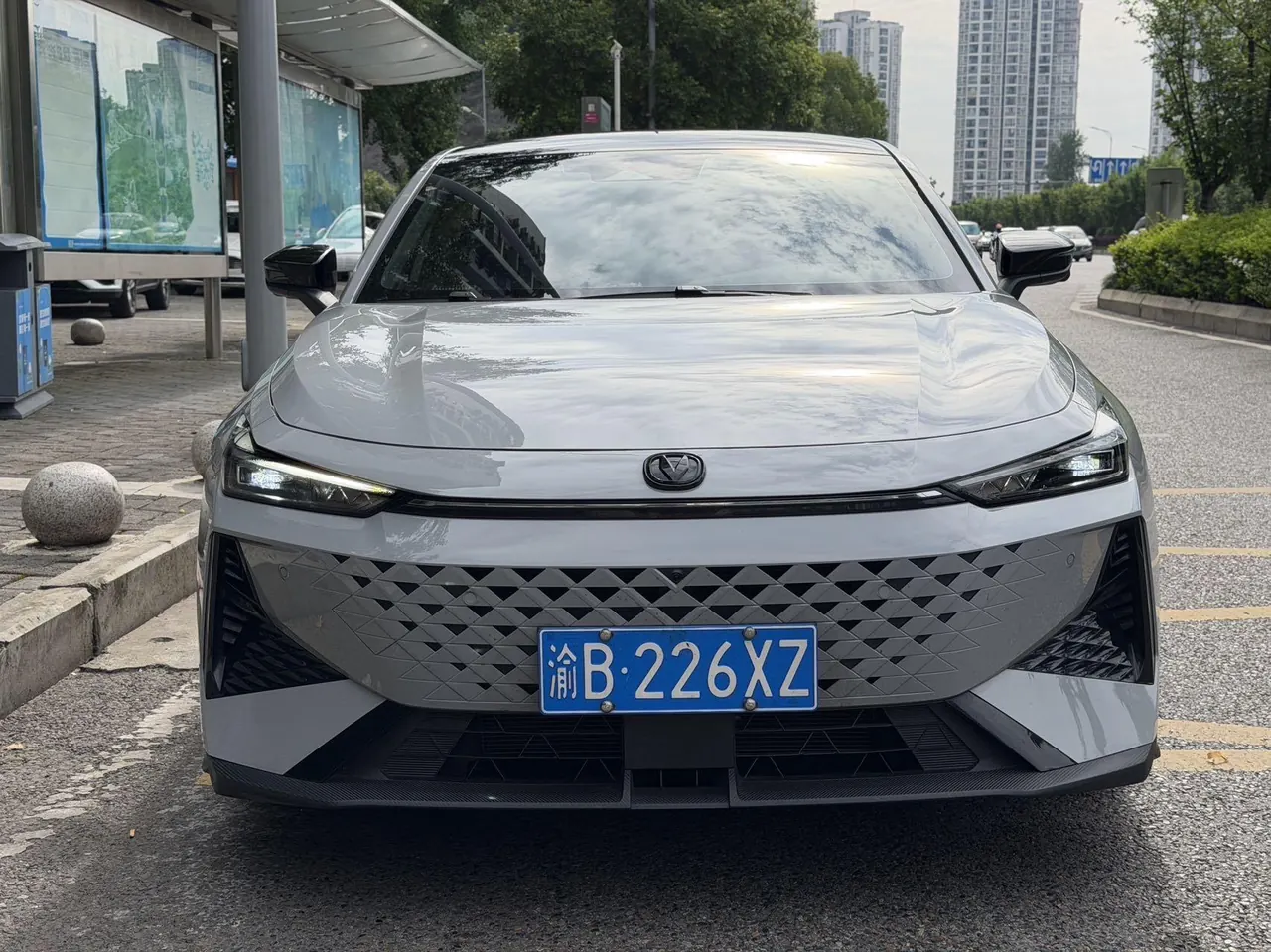 ChangAn 2025 UNI-V 1.5T honorable automatic gear 5