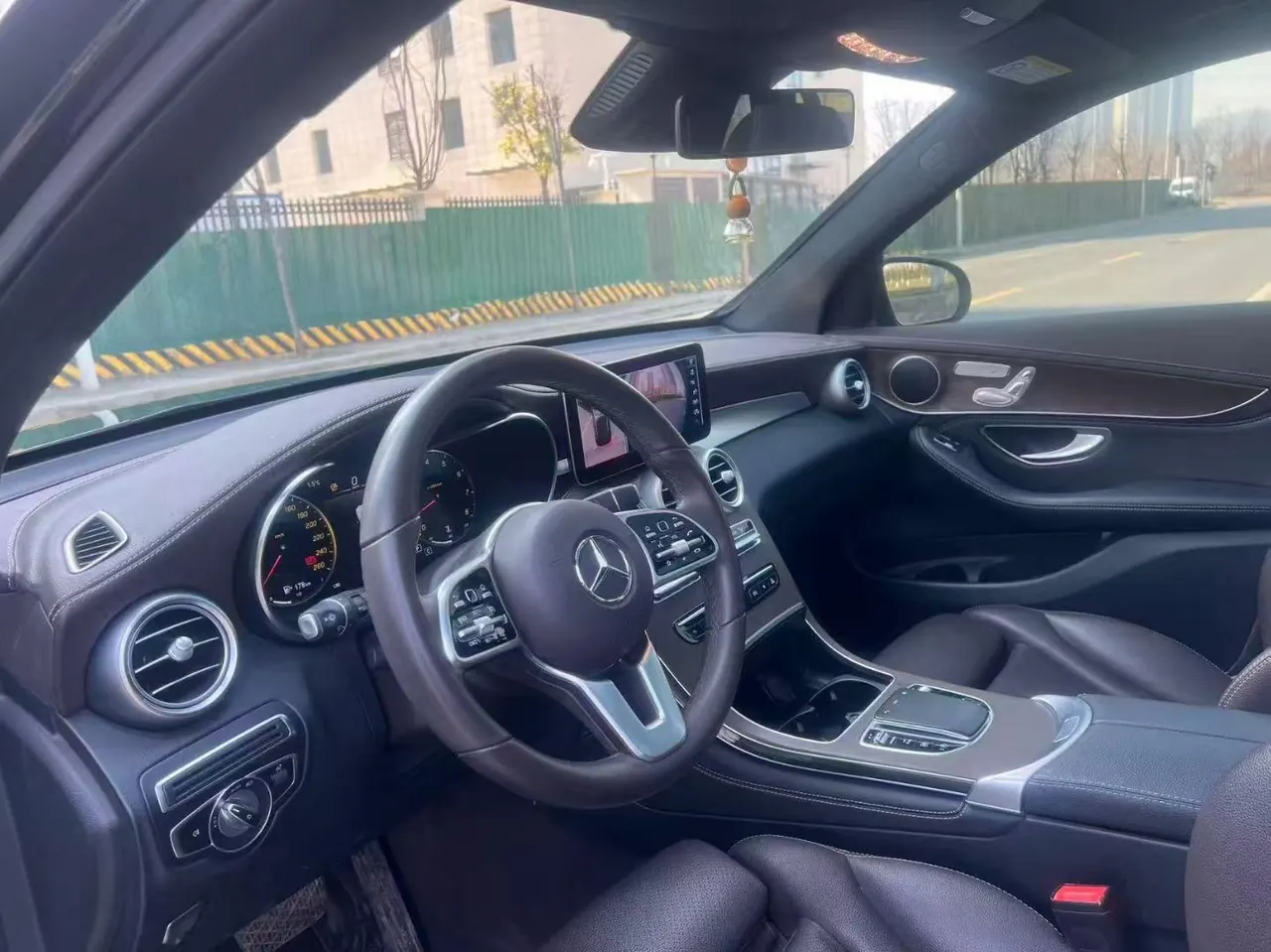 Mercedes Benz 2020 GLC 300 L 4MATIC 2.0T Dynamic (Modified) Automatic Gear 5