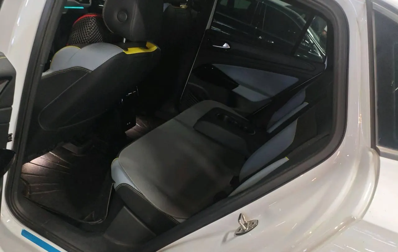 Volkswagen 2021 ID. 4 X Pro Extremely Intelligent Long Endurance Edition Automatic Transmission 5
