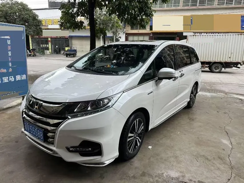 Open image lightbox: Honda 2021 Odyssey Hybrid 2.0 Stepless Sharp Smart Edition Automatic Gear