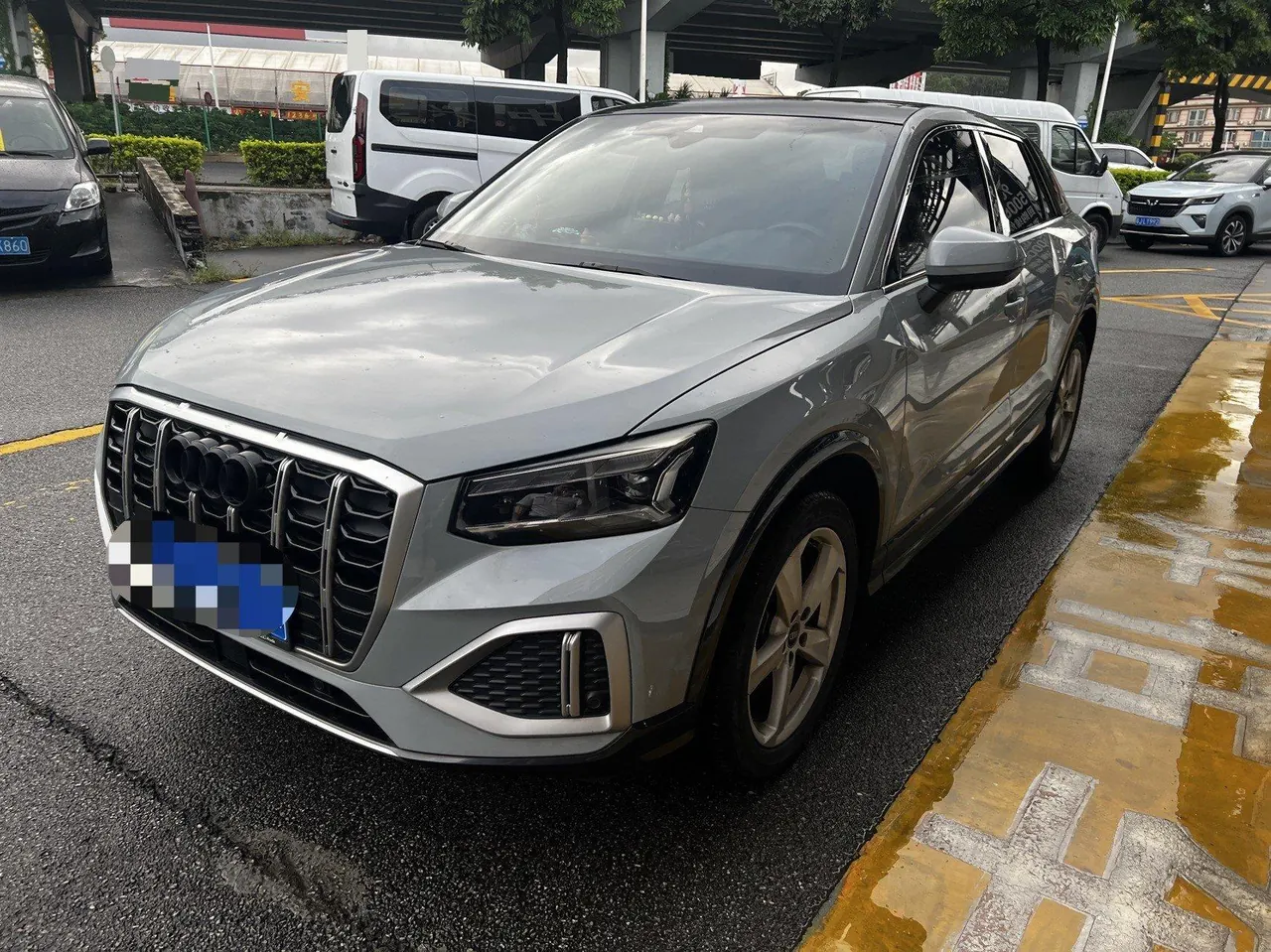 Audi 2022 Q2L 1.4TFSI 35TFSI Enterprising and Elegant Automatic - View 1