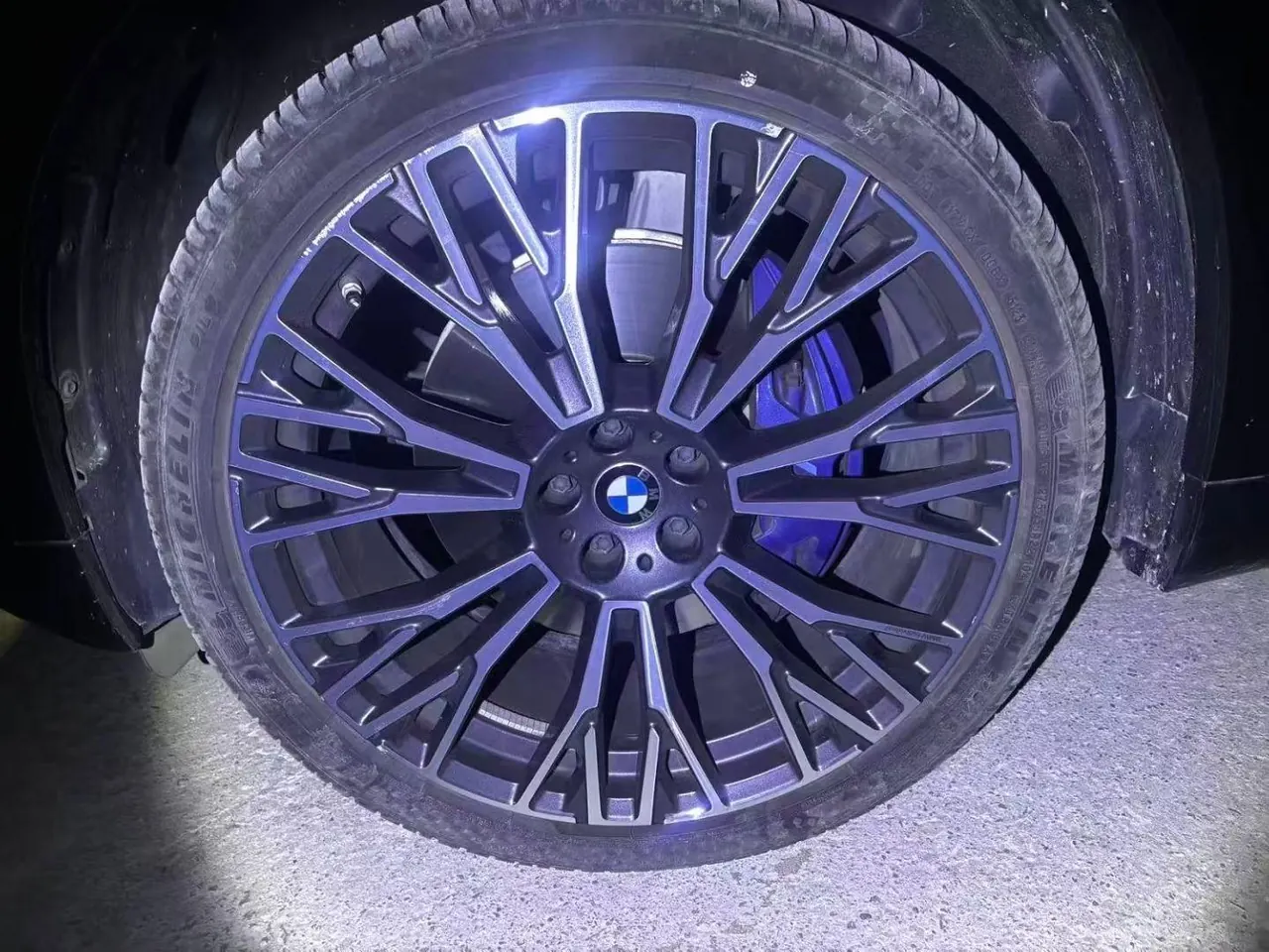 BMW 2023 X5 xDrive30Li 48V 2.0T M sports suit automatic gear 4