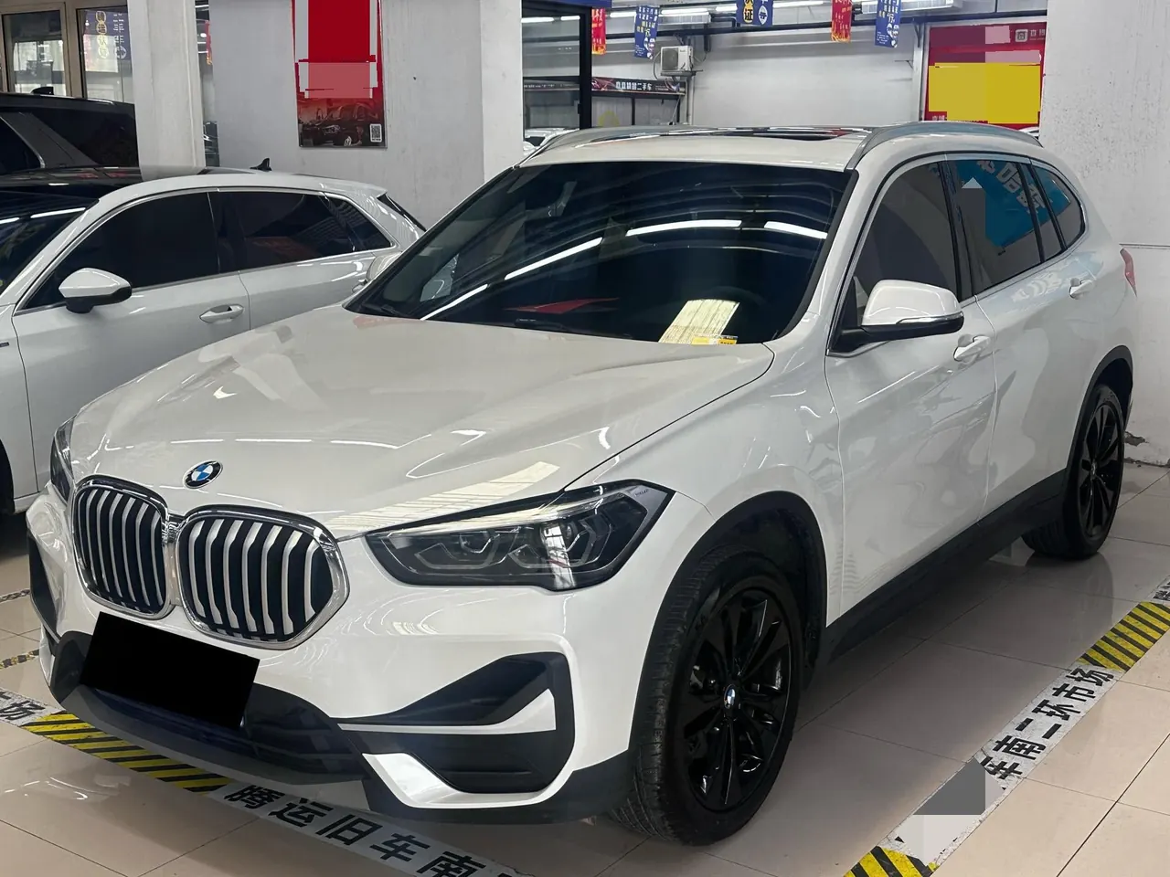 Open image lightbox: BMW 2020 X1 sDrive20Li 1.5T fashion automatic gear