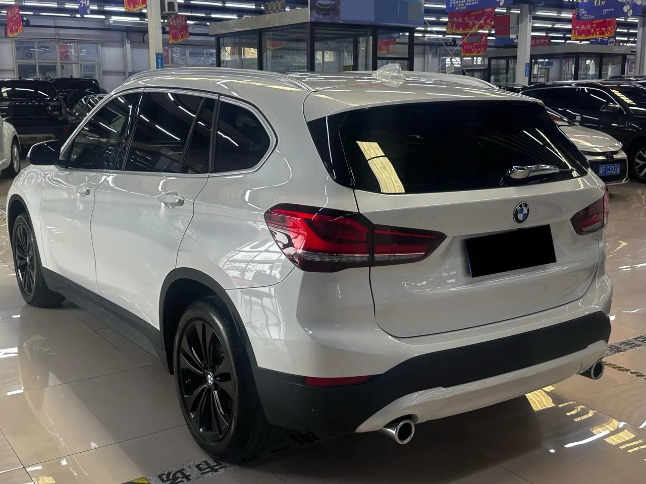 BMW 2020 X1 sDrive20Li 1.5T fashion automatic gear 4