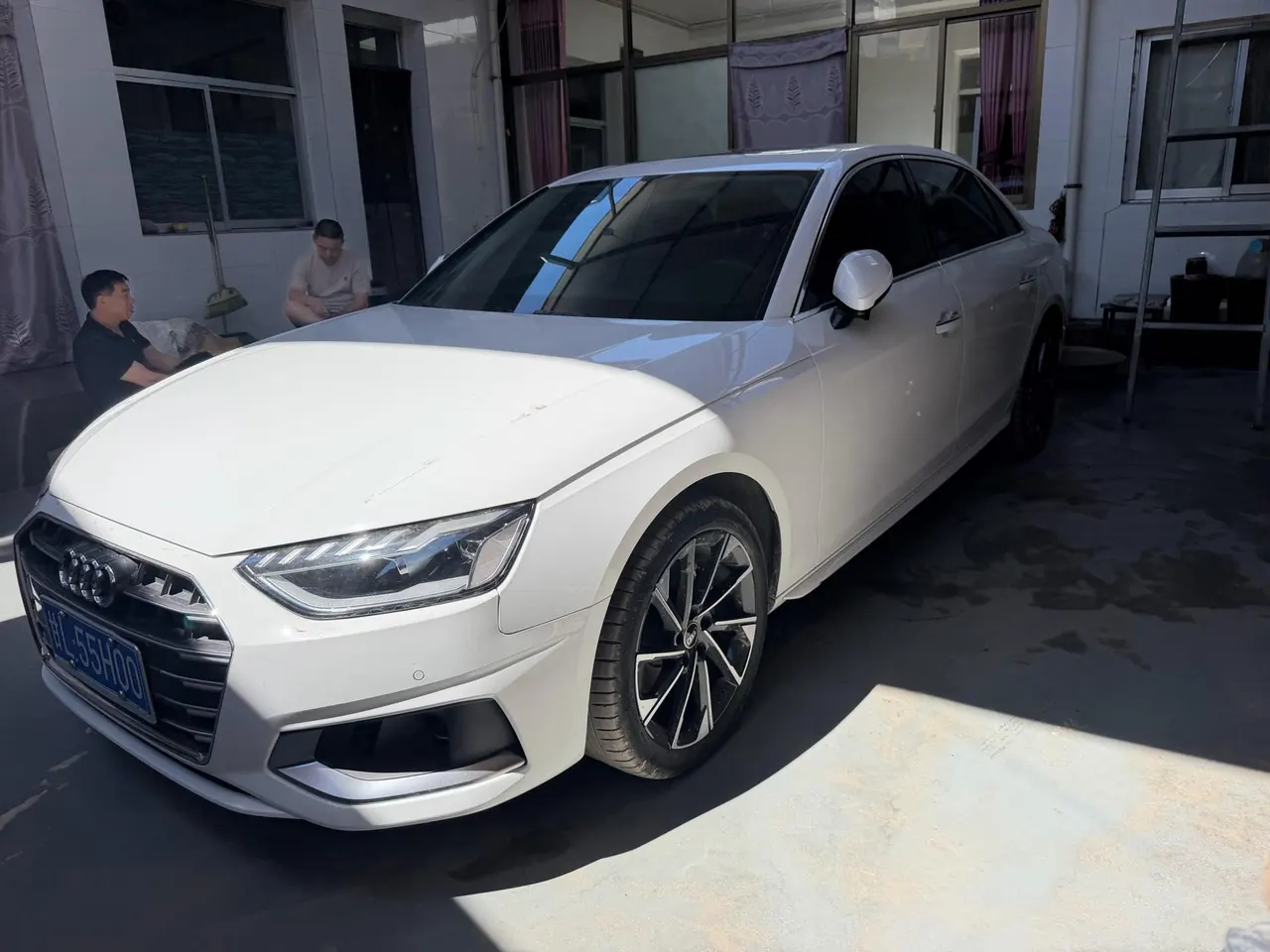 Audi 2020 A4L 2.0TFSI 40TFSI Fashion Elegant Automatic - View 1