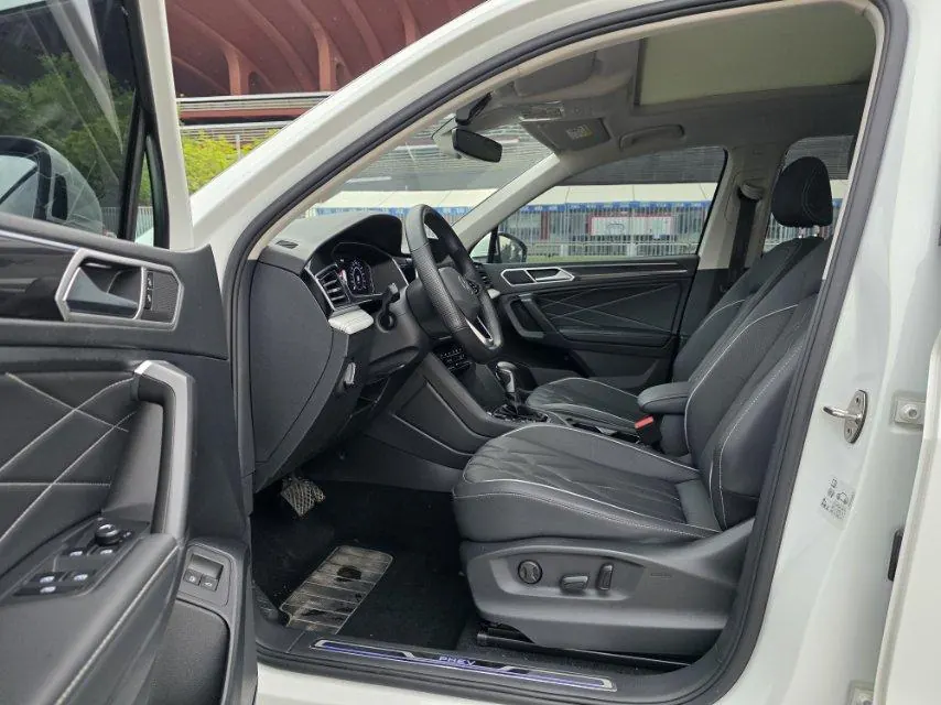 Volkswagen Tiguan L New Energy 2023 Tiguan L PHEV 1.4T 430 Premium Edition Automatic Gear 6